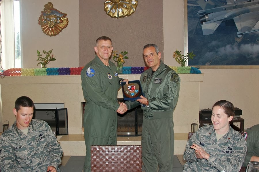 Επίσκεψη του Αμερικανού Διοικητή USAFE, AFAFRICA στην 115ΠΜ - Φωτογραφία 7