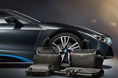 Aποκλειστικές αποσκευές BMW i8 από την Louis Vuitton