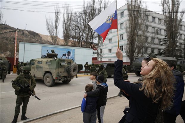 «Ναι» της ρωσικής Βουλής στην ανάπτυξη στρατιωτικών δυνάμεων στην Κριμαία - Φωτογραφία 1