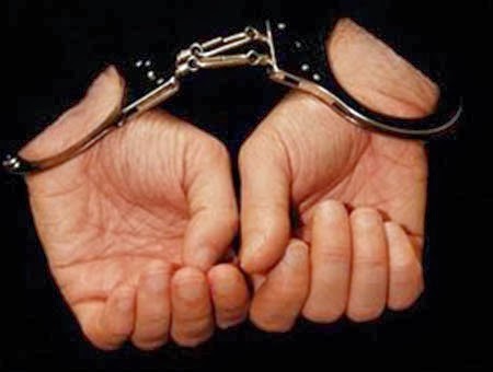 Βόλος: Συνελήφθη 44χρονος που προσπάθησε να κλέψει πορτοφόλι από ζαχαροπλαστείο - Φωτογραφία 1