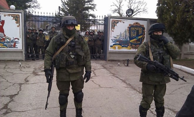 Πολιόρκησαν ουκρανική στρατιωτική βάση - Φωτογραφία 1