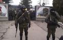 Πολιόρκησαν ουκρανική στρατιωτική βάση