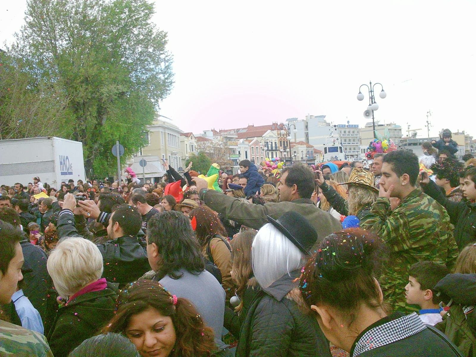 Πραγματοποιήθηκε το καρναβάλι της Μυτιλήνης - Φωτογραφία 1