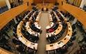 Η Κυπριακή Βουλή μελετά το νομοσχέδιο για τις αποκρατικοποιήσεις