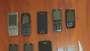 Κατασχέθηκαν 8 κινητά τηλέφωνα στις φυλακές Γρεβενών! - Φωτογραφία 1