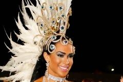 Φωτογραφίες απ΄τα καυτά κορμιά του Rio Carnaval 2014