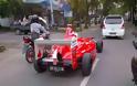 ΤΕΛΕΙΟ fan της Formula 1 κυκλοφορεί με... ρεπλίκα της Ferrari! - Φωτογραφία 2