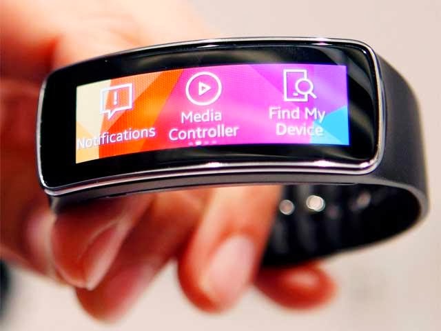 Gear Fit : Το έξυπνο βραχιόλι της Samsung - Φωτογραφία 1