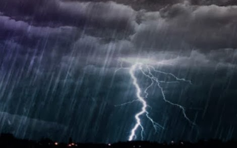 ΣΥΜΒΑΙΝΕΙ ΤΩΡΑ: Ισχυρή καταιγίδα στην Αττική - Φωτογραφία 1