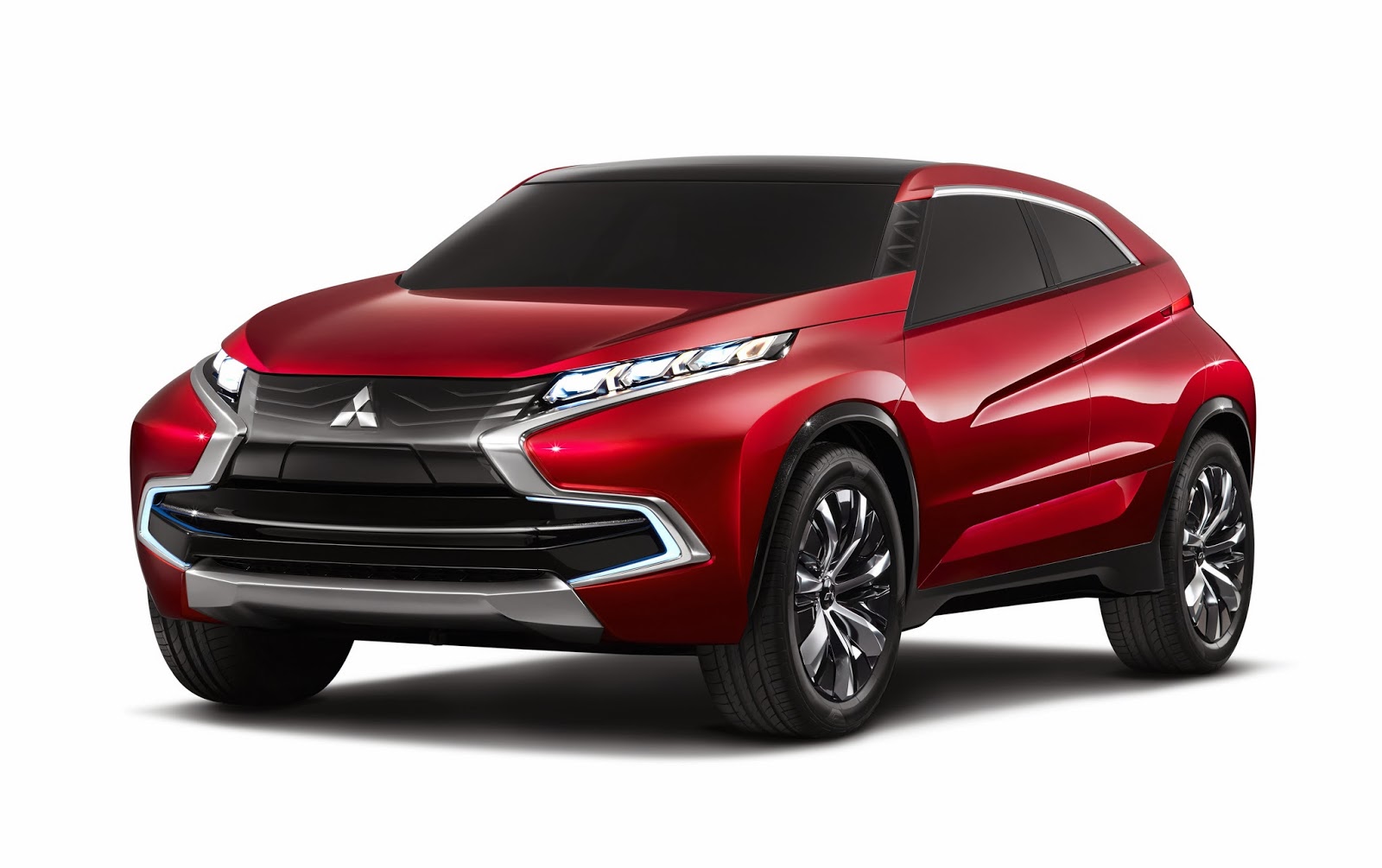 Η Mitsubishi Motors στην Έκθεση Αυτοκινήτου της Γενεύης 2014: Concept XR-PHEV - Φωτογραφία 1
