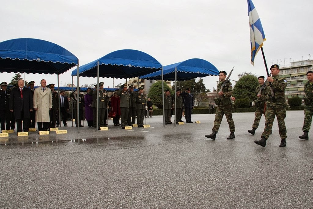 ΠΑΡΟΥΣΙΑ ΑΡΧΗΓΟΥ ΓΕΕΘΑ ΣΤΗΝ ΤΕΛΕΤΗ ΠΑΡΑΔΟΣΗΣ-ΠΑΡΑΛΑΒΗΣ ΚΑΘΗΚΟΝΤΩΝ ΔΙΟΙΚΗΤΟΥ 1ης ΣΤΡΑΤΙΑΣ - Φωτογραφία 3