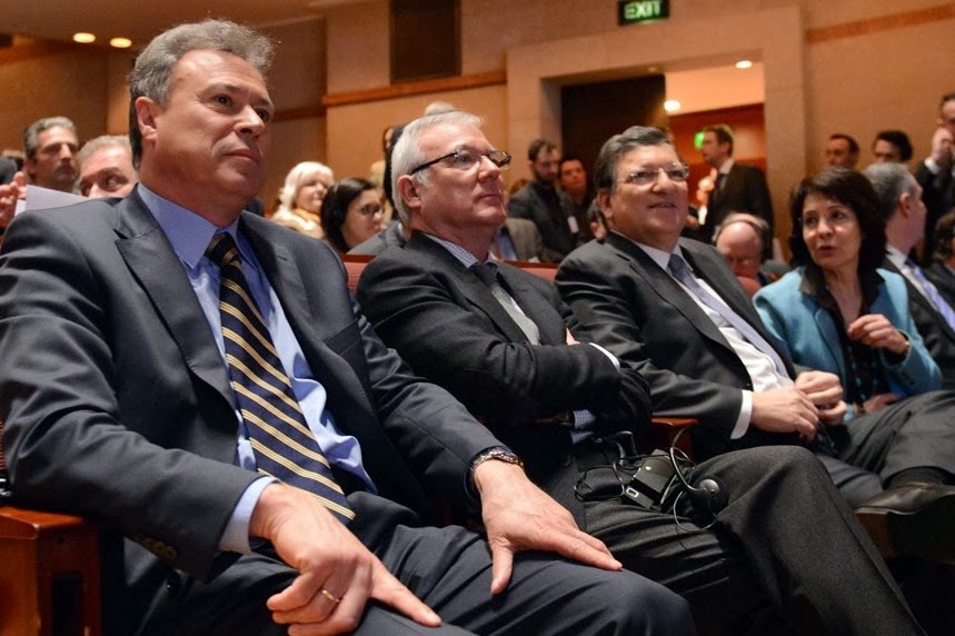 Σκληρή γλώσσα από τον Γιάννη Σγουρό προς Barroso και Valcarcel: Φτάνει πια, δεν αντέχουμε άλλο - Φωτογραφία 3