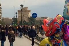 Χιλιάδες Θεσσαλονικείς τίμησαν την Κυριακή την πεζοδρόμηση της παραλιακής οδού