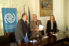 Εύσημα στο Δήμο Πατρέων για την μεταναστευτική Του πολιτική - Η Πάτρα επαναπροωθεί μετανάστες στις πατρίδες τους
