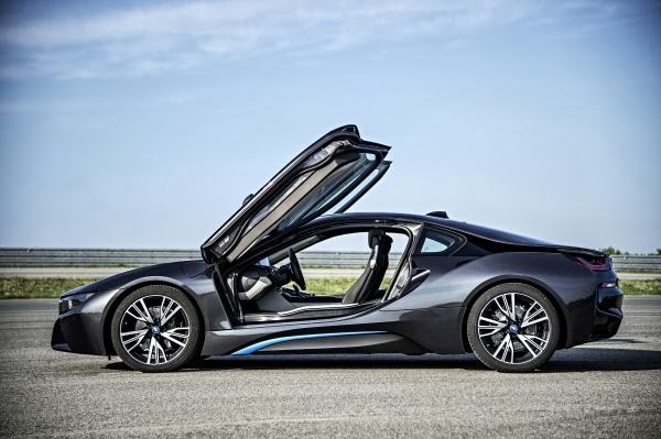 Ξεκινούν τον Ιούνιο του 2014 οι παραδόσεις σε πελάτες του ηλεκτροκίνητου BMW i8! - Φωτογραφία 4