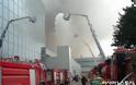 Πυρκαγιά σε εργοστάσιο στην Κορέα επηρεάζει την κυκλοφορία του Galaxy S5! - Φωτογραφία 2