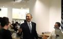 Obama: Ψωνίζοντας για τη Michelle και τις κόρες του - Φωτογραφία 3