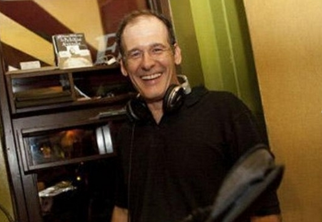 Από το δελτίο ειδήσεων της κρατικής τηλεόρασης… D.J. σε γάμους! [photos] - Φωτογραφία 2