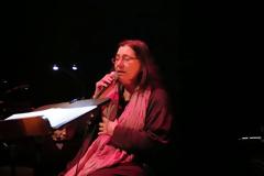 Πλήθος κόσμου στη συναυλία με τη Μ Φαραντούρη