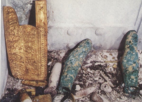 Ο βασιλικός τάφος της Βεργίνας ανήκει στον βασιλιά Φίλιππο - Φωτογραφία 1