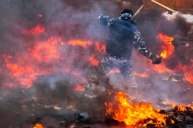 Ουκρανία: Δύο νεκροί σε συγκρούσεις - Φωτογραφία 1