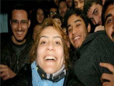 Τούρκοι διαδηλωτές έβγαλαν selfie φωτογραφία όπως οι σταρ του Χόλιγουντ - Φωτογραφία 1