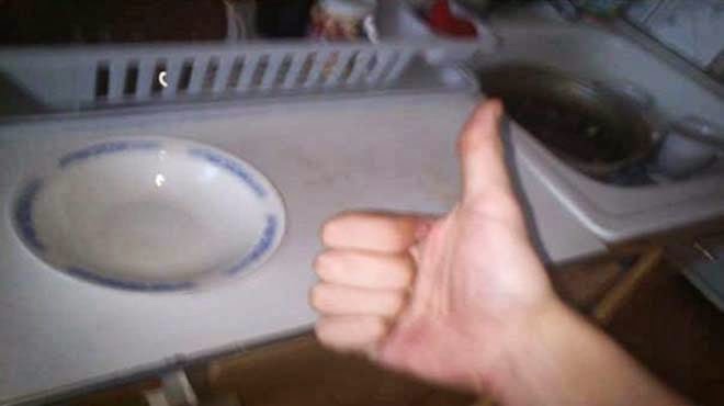 Φοιτητική πατέντα για να μην ξαναπλύνεις ποτέ πιάτα! - Φωτογραφία 5