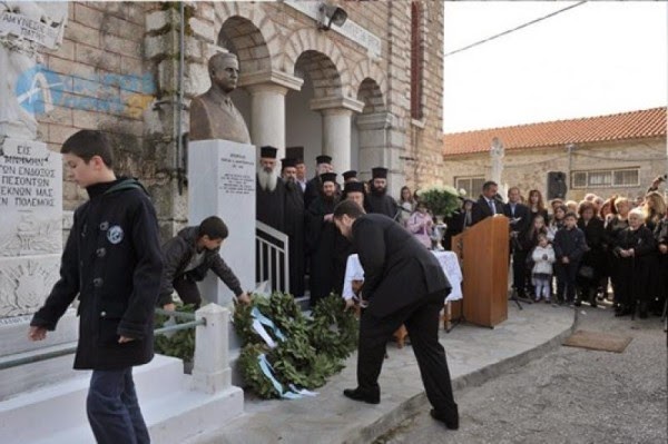 Αιτωλοακαρνανία: Σε κλίμα συγκίνησης τα αποκαλυπτήρια της προτομής του Αρχιφύλακα Γιώργου Ανδριτσόπουλου - Φωτογραφία 5