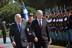 Δηλώσεις ΥΕΘΑ Δημήτρη Αβραμόπουλου και ΥΠΑΜ Βοσνίας-Ερζεγοβίνης Ζekerijah Οsmic μετά τη συνάντηση τους στο ΥΠΕΘΑ