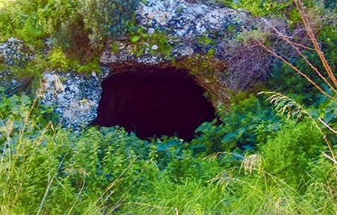 Στο εδώλιο για αυθαίρετη σπηλιά - Φωτογραφία 1
