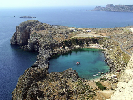 Οι 10 ελληνικές παραλίες με τα σμαραγδένια νερά που ξετρελαίνουν τους τουρίστες - Φωτογραφία 4