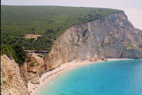 Οι 10 ελληνικές παραλίες με τα σμαραγδένια νερά που ξετρελαίνουν τους τουρίστες - Φωτογραφία 6