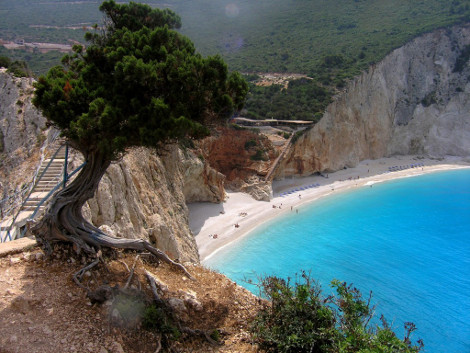 Οι 10 ελληνικές παραλίες με τα σμαραγδένια νερά που ξετρελαίνουν τους τουρίστες - Φωτογραφία 9