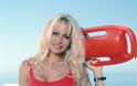 Pamela Anderson: «Τα παιδιά μου γνωρίζουν για την ερωτική κασέτα μου. Ηλίθιο ίντερνετ» - Φωτογραφία 2