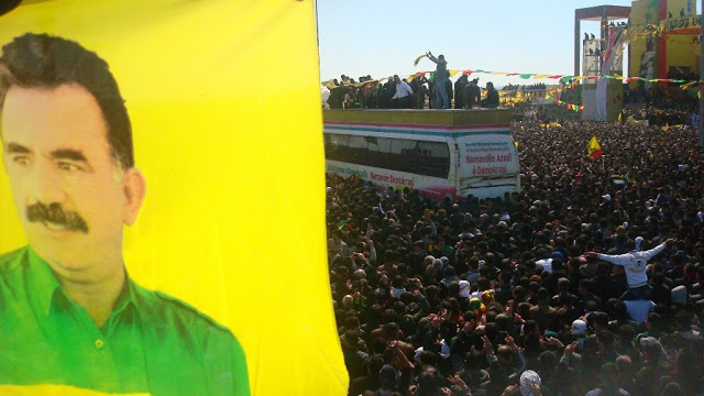 Νεβρόζ 2012: Η φωτιά της Ελευθερίας και του Αγώνα των Κούρδων όχι μόνο δεν σβήνει αλλά μεγαλώνει! - Φωτογραφία 16