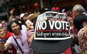 Ταϊλάνδη: Αντισυνταγματικές οι πρόωρες εκλογές