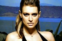 Η Ζέτα Δούκα έβαλε κιλάκια και της πάει πολύ! (φωτο)