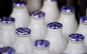 Υπ. Ανάπτυξης: Δεν γίνεται η Ελλάδα να έχει το ακριβότερο γάλα στην Ευρώπη - Φωτογραφία 1