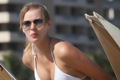 Deimante Guobyte: Ξεσηκώνει τις παραλίες στο Μαϊάμι