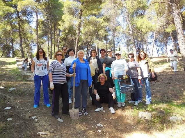 Με επιτυχία οι δράσεις Δεντροφύτευσης σε Δομβραίνα και  Θήβα - Φωτογραφία 3