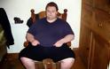 Άνδρας 210 κιλών έφτασε από την απόπειρα αυτοκτονίας στο να γίνει κούκλος σε 18 μήνες! [photos]