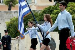 «Σφαγή» Ρεπούση - Φαήλου - Μουρούτη για τις παρελάσεις,,,!!!