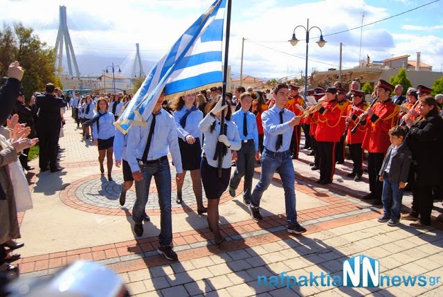 Με μεγαλοπρέπεια εορτάστηκε η 25η Μαρτίου στο Αντίρριο! Δείτε βίντεο και φωτογραφίες - Φωτογραφία 13