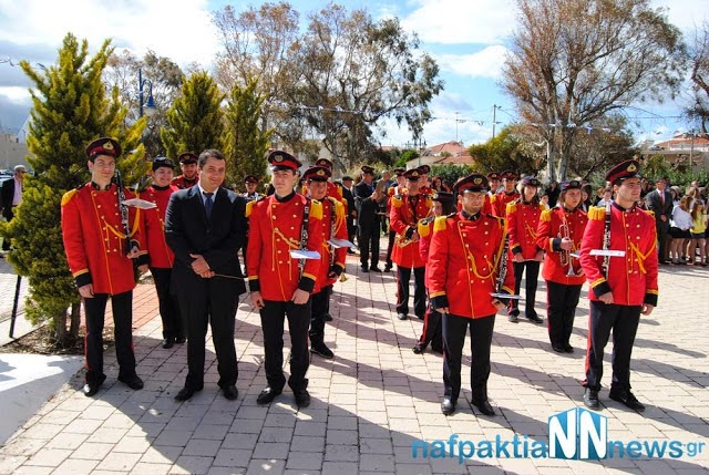 Με μεγαλοπρέπεια εορτάστηκε η 25η Μαρτίου στο Αντίρριο! Δείτε βίντεο και φωτογραφίες - Φωτογραφία 4