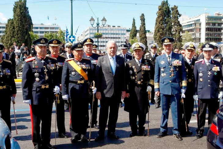 Φωτογραφίες από τη στρατιωτική παρέλαση για την Εθνική Επέτειο της 25ης Μαρτίου - Φωτογραφία 19