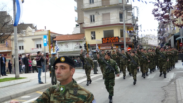 ΦΟΤΟΡΕΠΟΡΤΑΖ: ΣΤΡΑΤΙΩΤΙΚΗ ΠΑΡΕΛΑΣΗ ΣΤΗΝ ΞΑΝΘΗ - Φωτογραφία 11