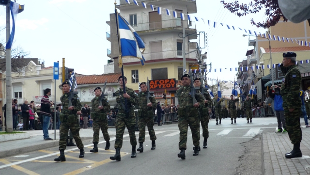 ΦΟΤΟΡΕΠΟΡΤΑΖ: ΣΤΡΑΤΙΩΤΙΚΗ ΠΑΡΕΛΑΣΗ ΣΤΗΝ ΞΑΝΘΗ - Φωτογραφία 6