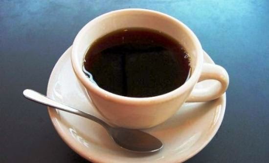 Πώς να πιείτε πιο υγιεινά ένα φλυτζάνι καφέ ή τσάι - Φωτογραφία 1