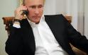 Ο Πούτιν δεν έχει κινητό, φοβάται τα SMS και δεν πλησιάζει το ίντερνετ