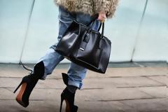 Boyfriend Jeans: 10 τρόποι να φορέσεις το άνετο και στιλάτο παντελόνι σου
